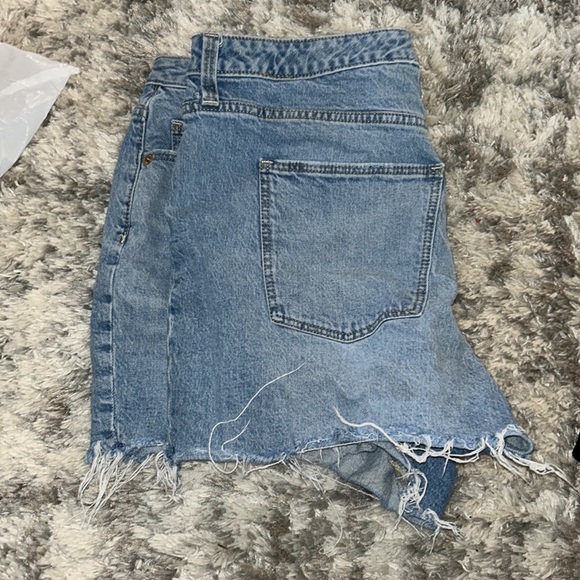 Universal Thread Jean Shorts - Picture 2 of 2
